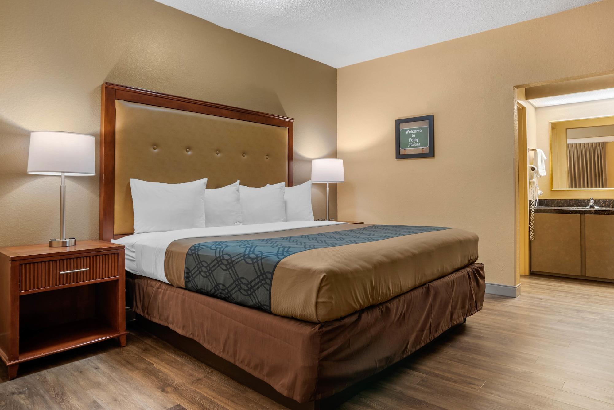 Econo Lodge Inn & Suites Foley-North Gulf Shores Exterior foto