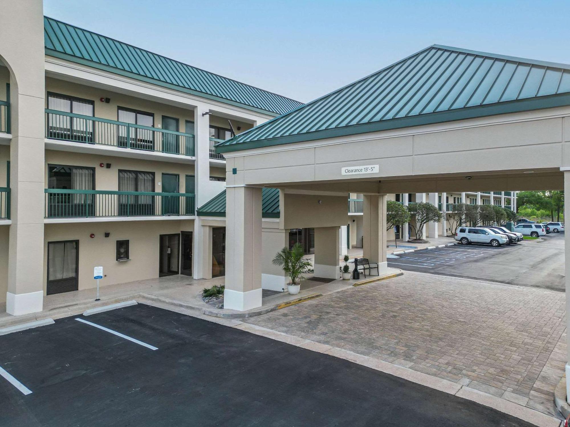 Econo Lodge Inn & Suites Foley-North Gulf Shores Exterior foto